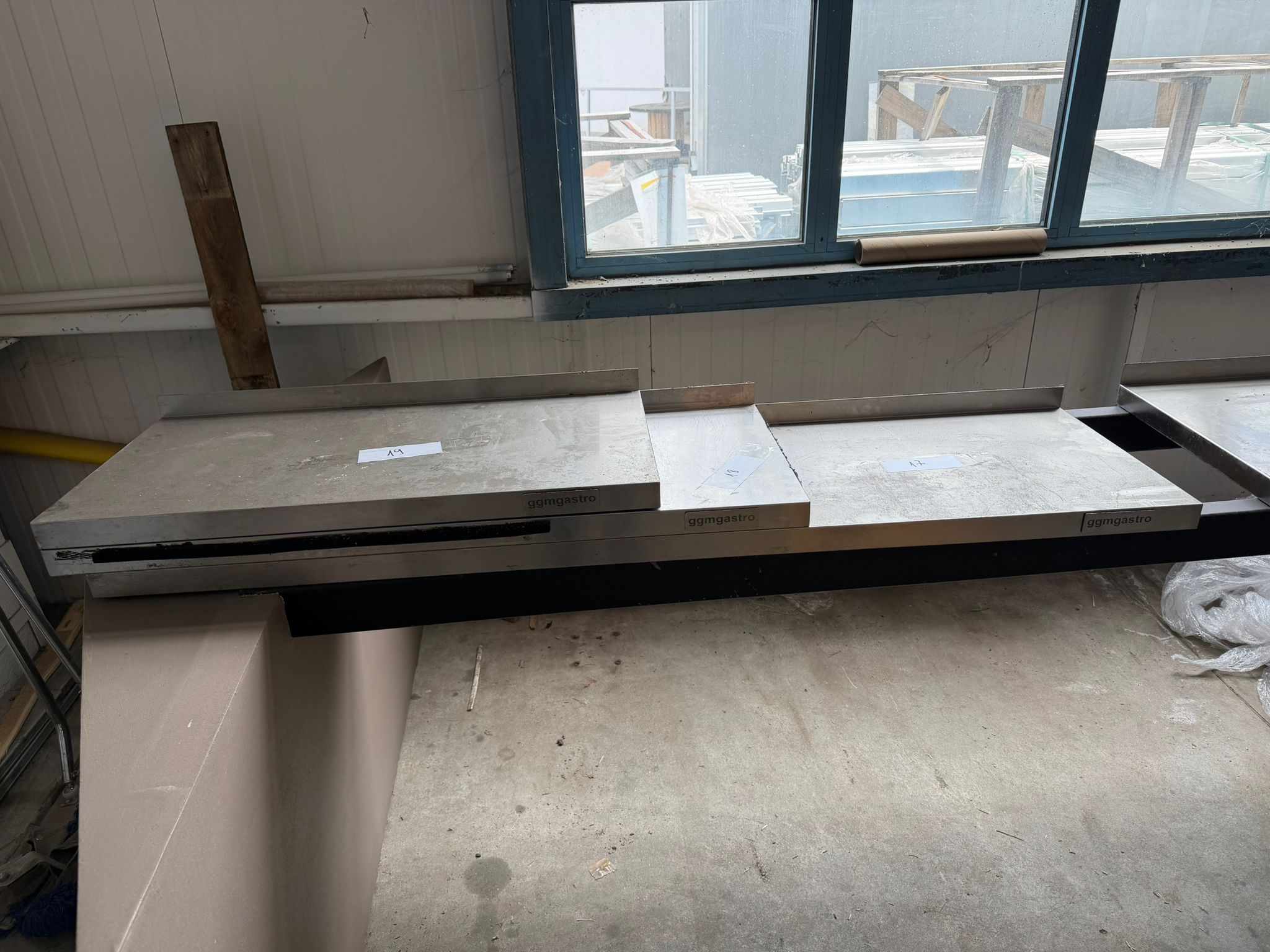 Etajera profesionala inox WBK84